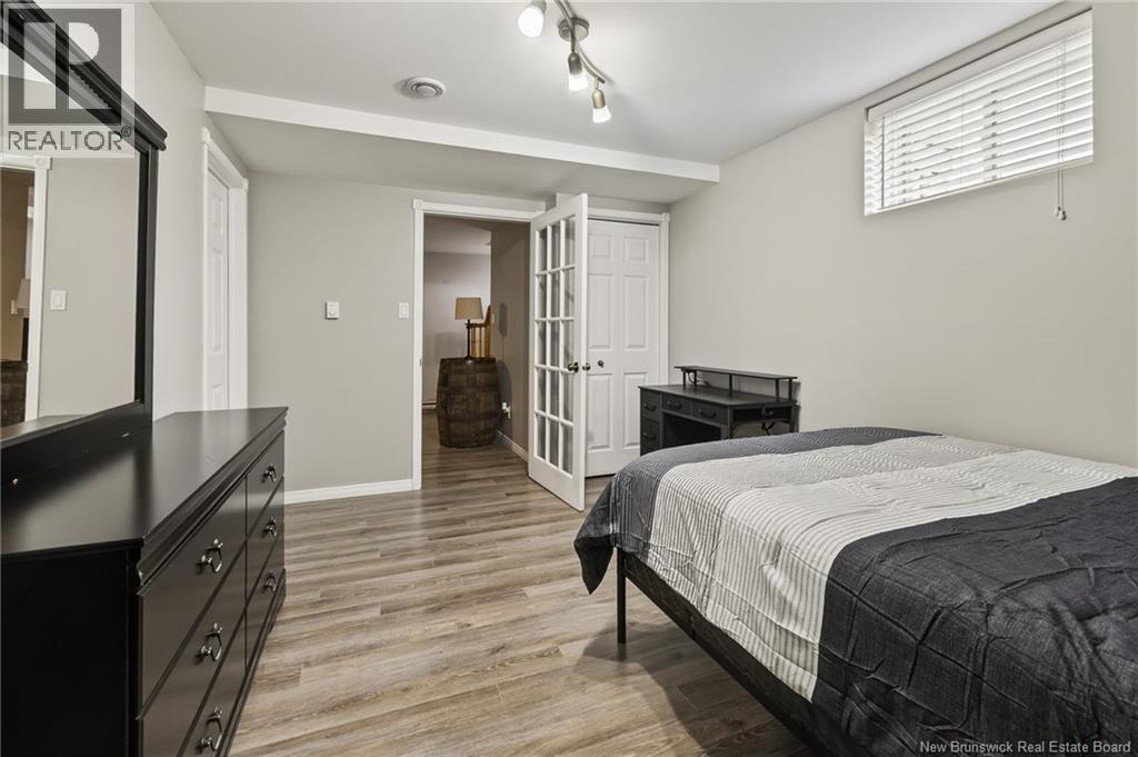 40 Stoneham Drive Property Photo 19