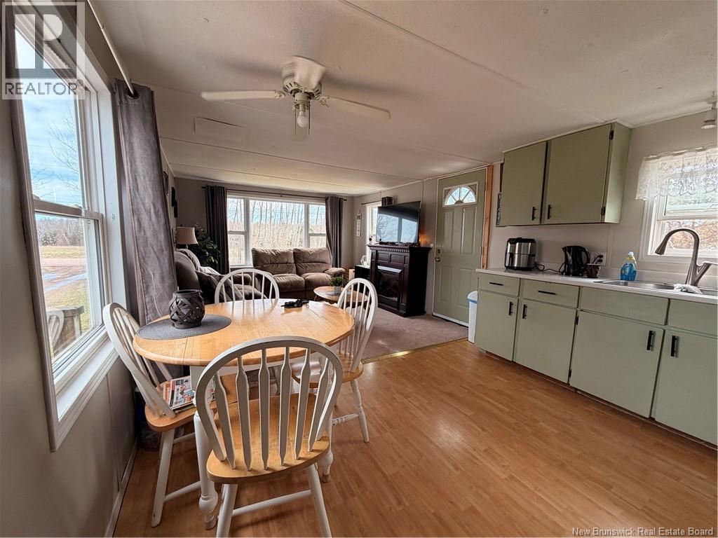 21 Trenholm Road Property Photo 5