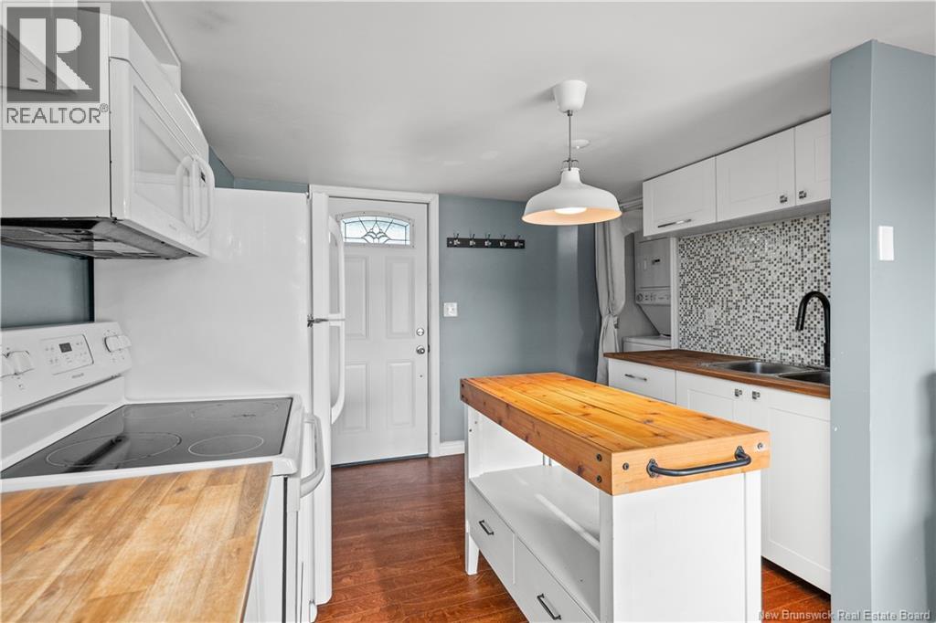 90 Pascal Property Photo 16