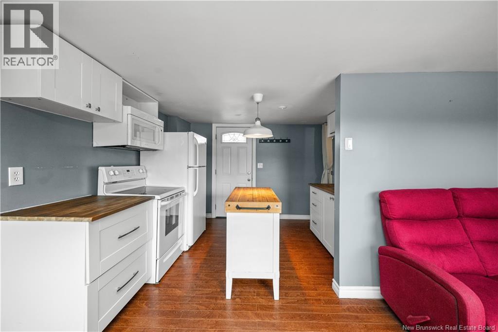 90 Pascal Property Photo 19