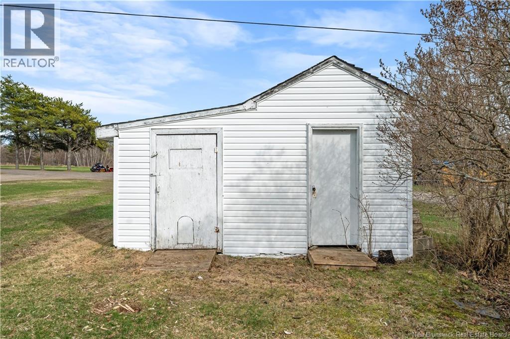 90 Pascal Property Photo 40