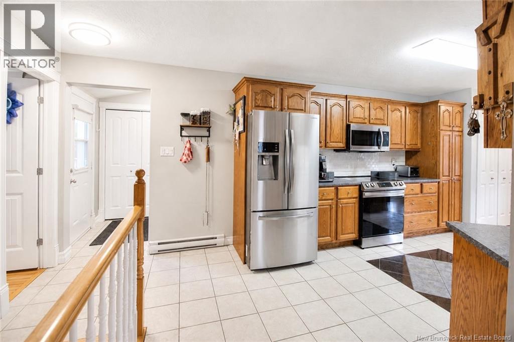 27 Clement Avenue Property Photo 7