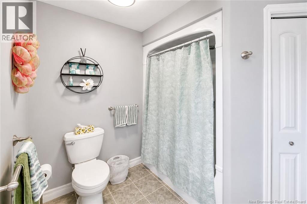 27 Clement Avenue Property Photo 14