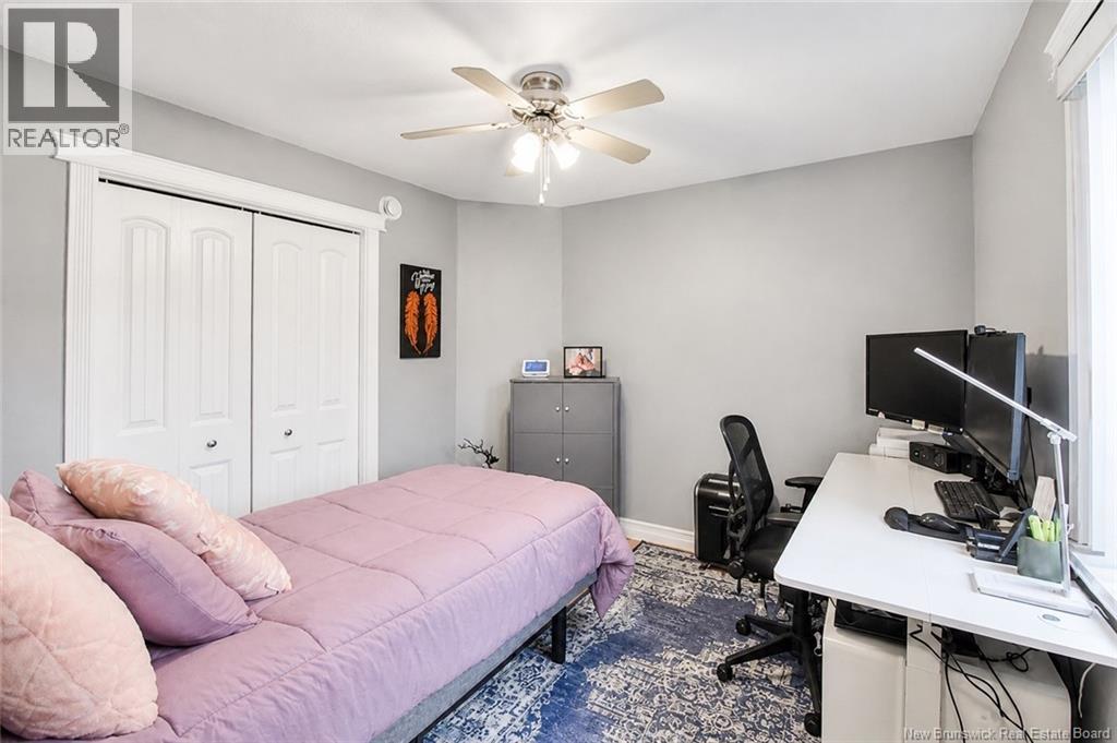 27 Clement Avenue Property Photo 15