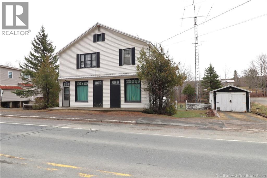 302 Main Street Property Photo 2