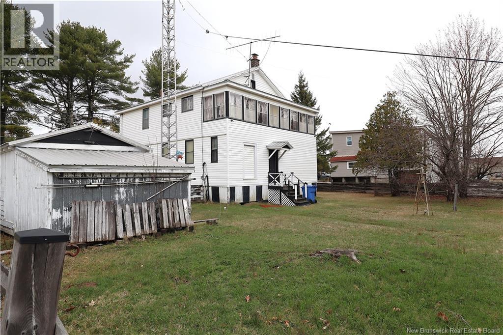 302 Main Street Property Photo 4