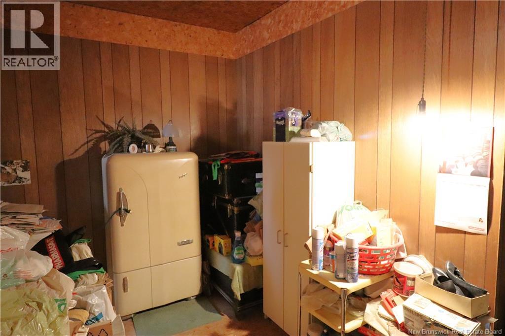 302 Main Street Property Photo 9