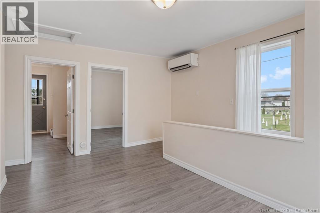 5710 Des Erables Property Photo 7