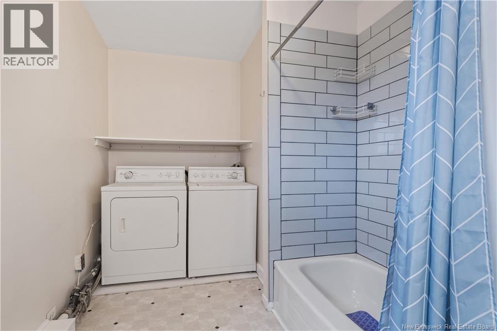 5710 Des Erables Property Photo 13
