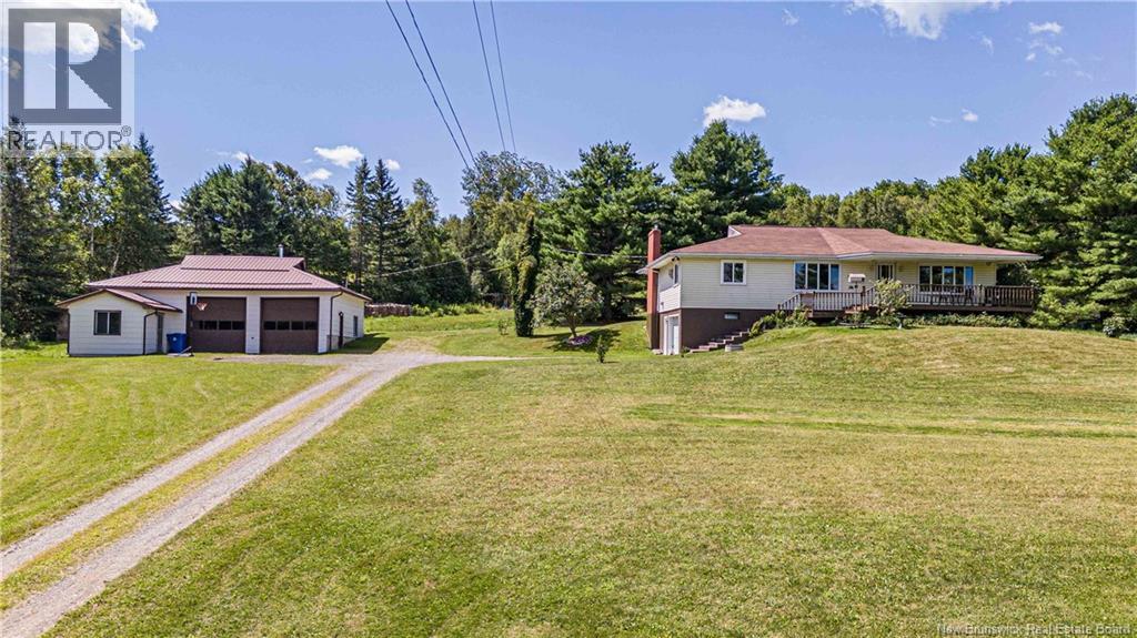 596 165 Route Property Photo 1
