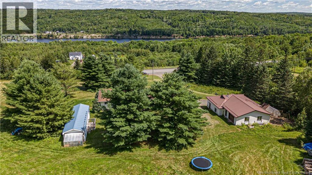 596 165 Route Property Photo 8