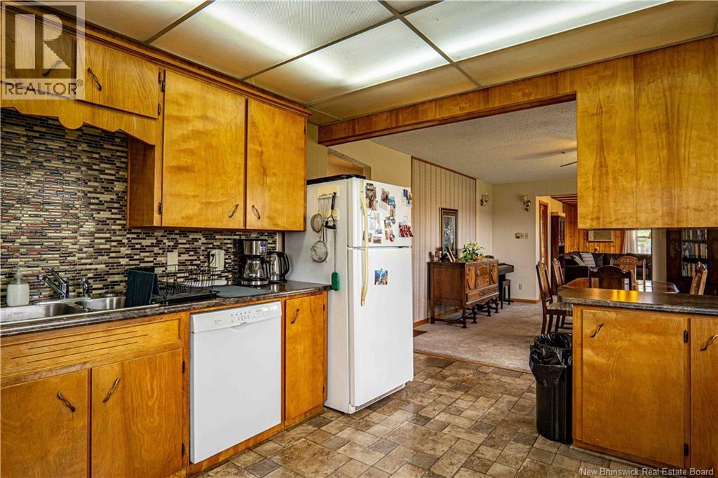 596 165 Route Property Photo 16
