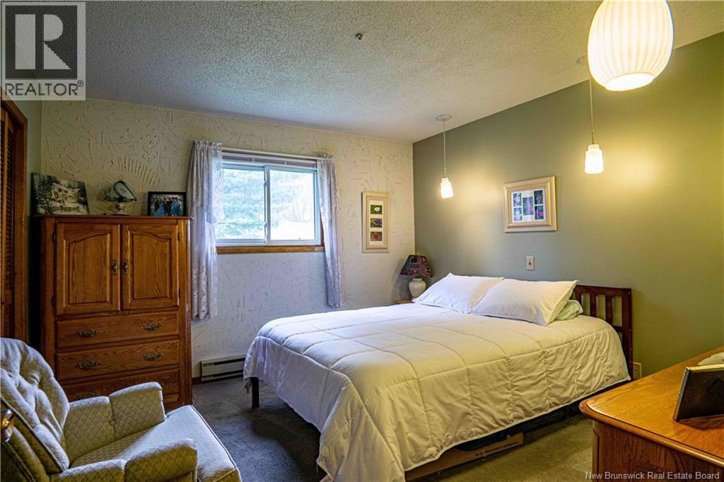 596 165 Route Property Photo 18