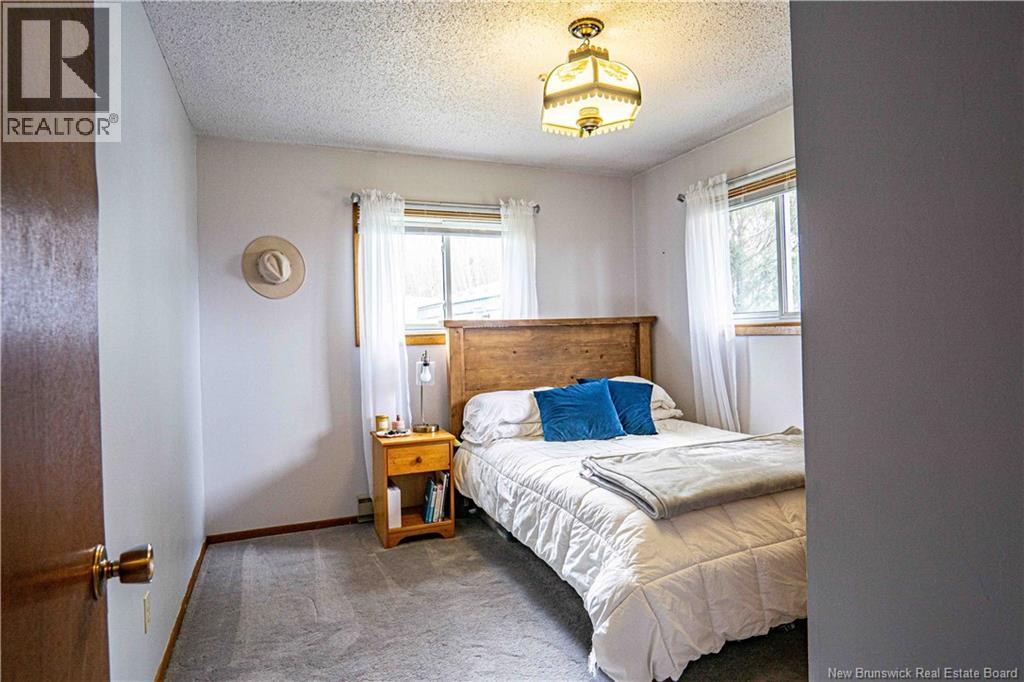 596 165 Route Property Photo 20