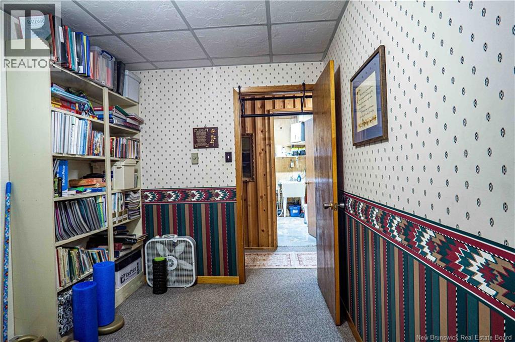 596 165 Route Property Photo 34