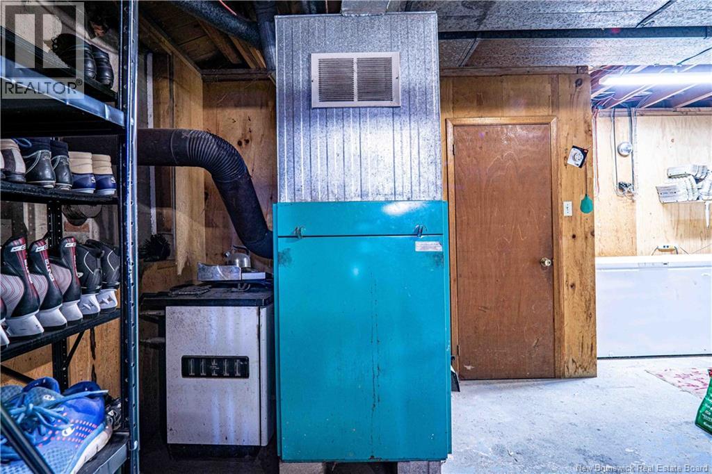 596 165 Route Property Photo 36