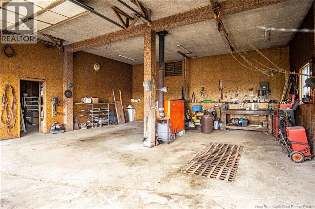 596 165 Route Property Photo 43