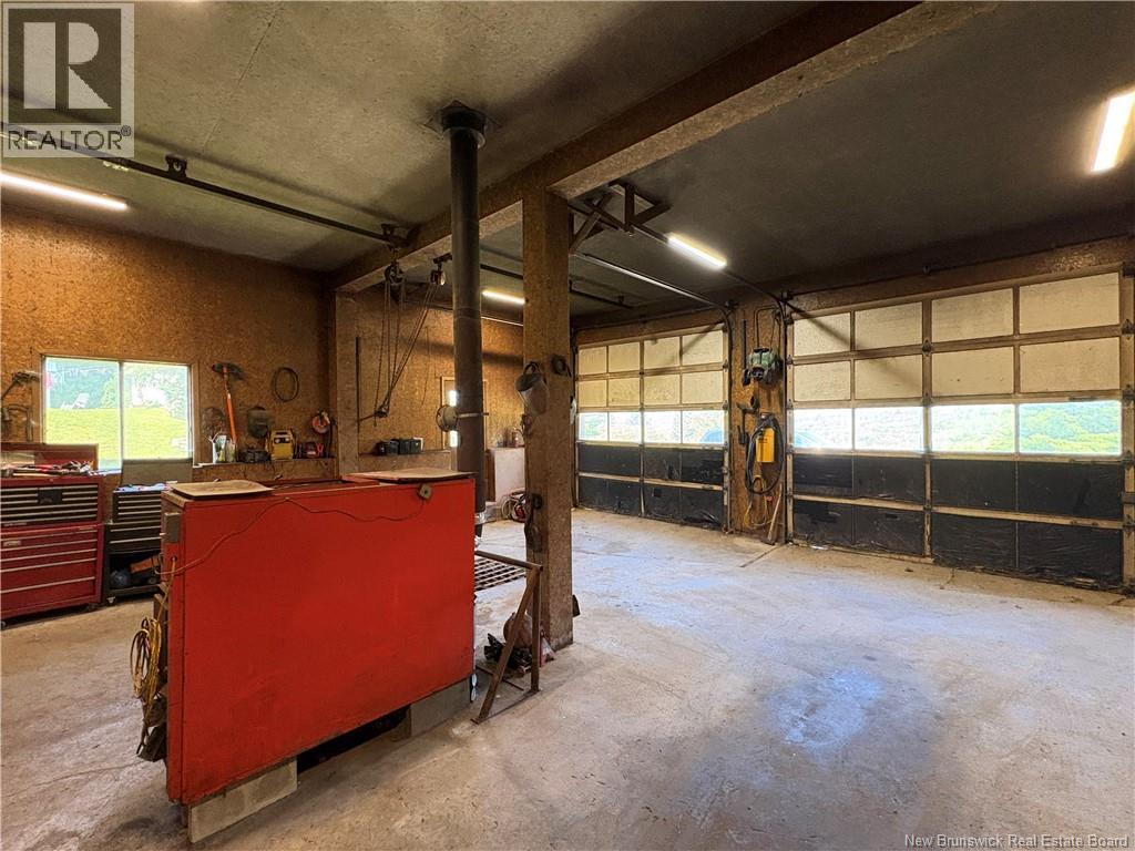 596 165 Route Property Photo 44