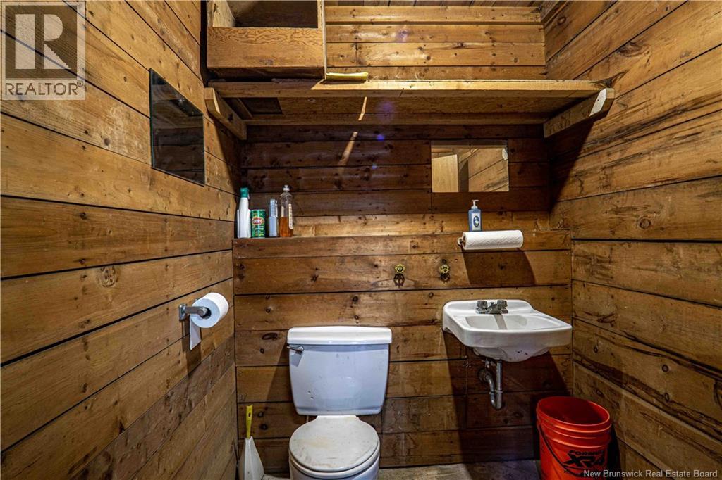 596 165 Route Property Photo 45