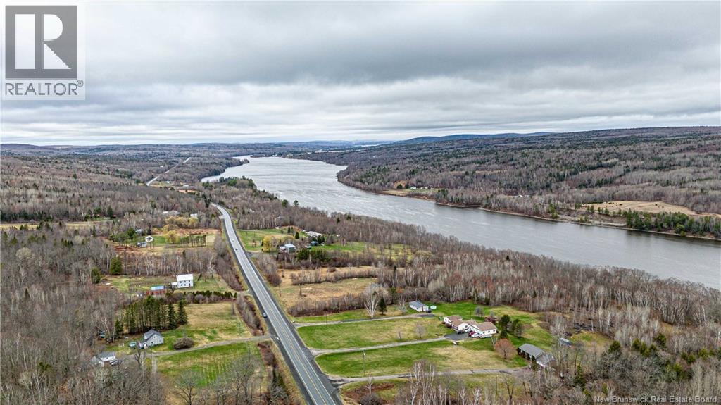596 165 Route Property Photo 48