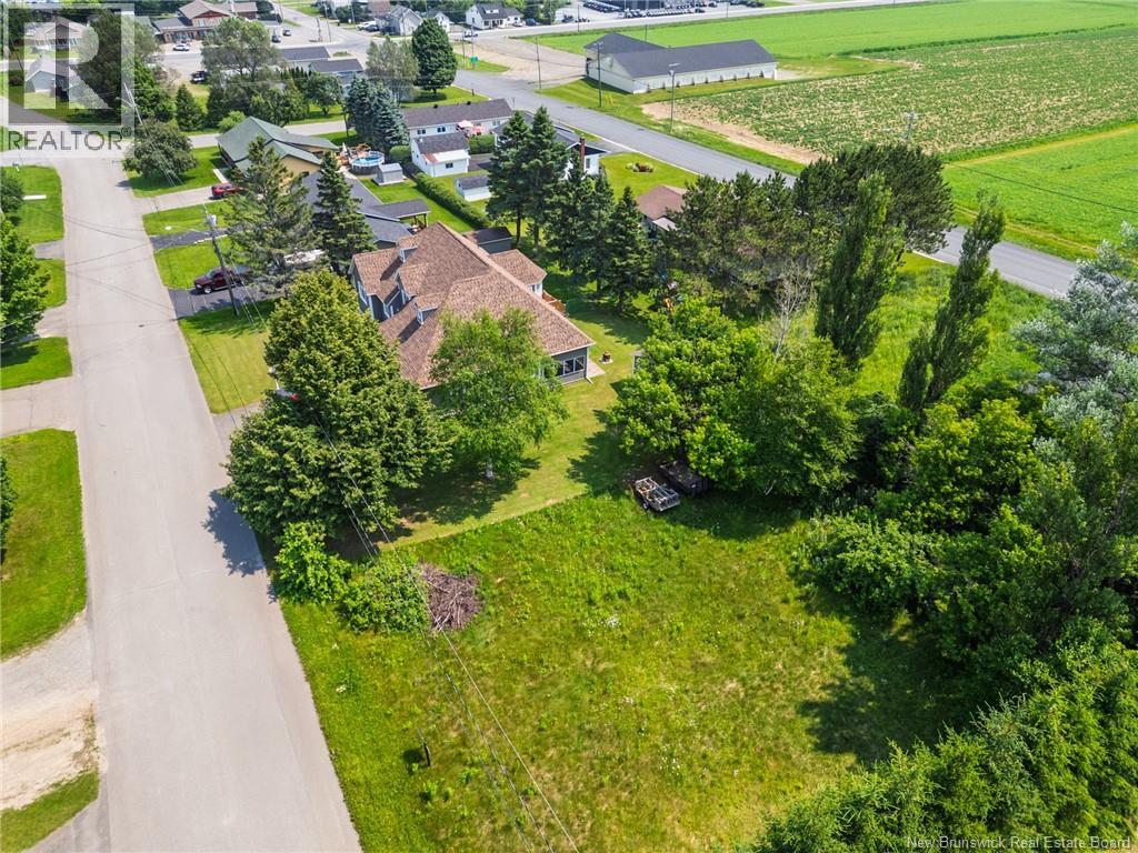 114 Bourgoin Street Property Photo 3