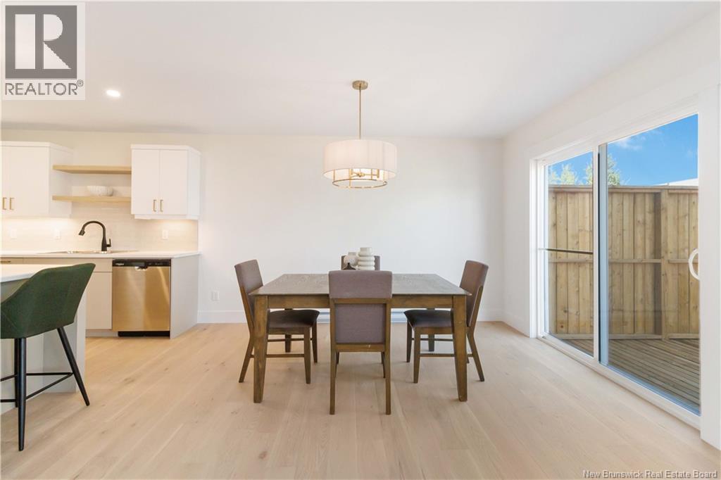 22 Rutledge Crescent Property Photo 8