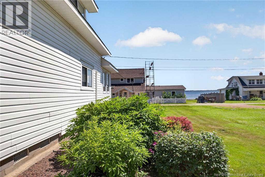 10 Burden Lane Property Photo 4
