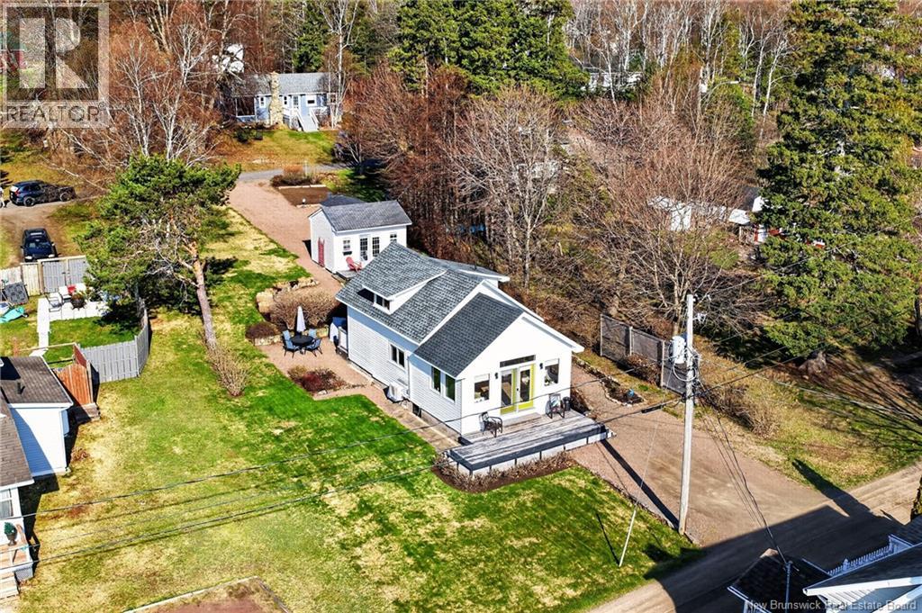 10 Burden Lane Property Photo 20