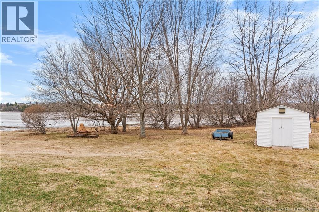 1725 Gowan Brae Property Photo 3