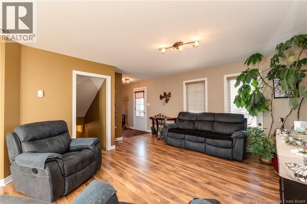 150 East Street Property Photo 8