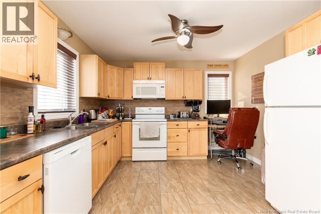 150 East Street Property Photo 10
