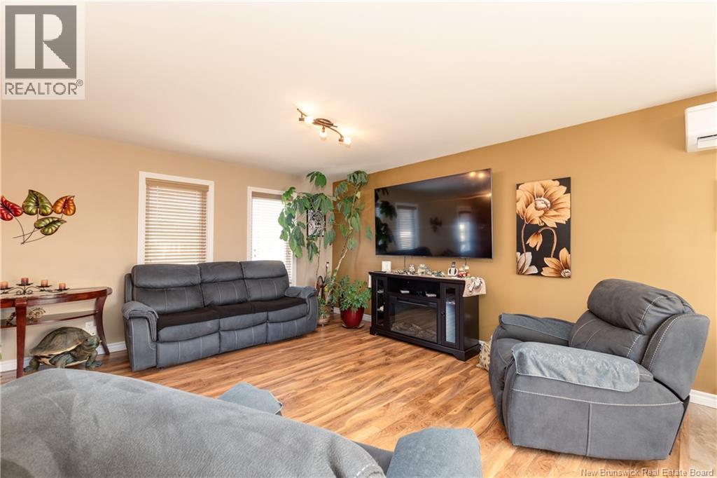 150 East Street Property Photo 13