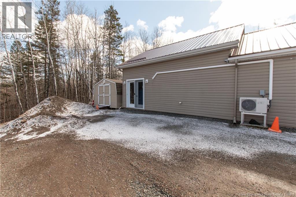 150 East Street Property Photo 30