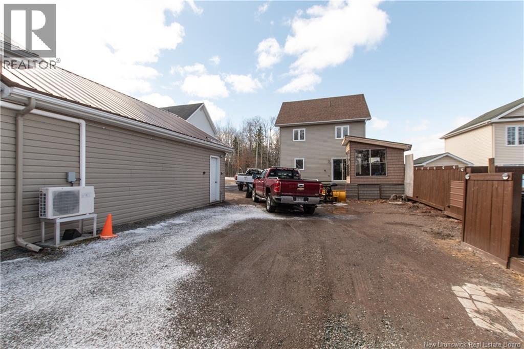 150 East Street Property Photo 34