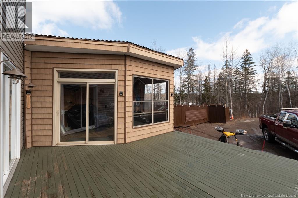 150 East Street Property Photo 35