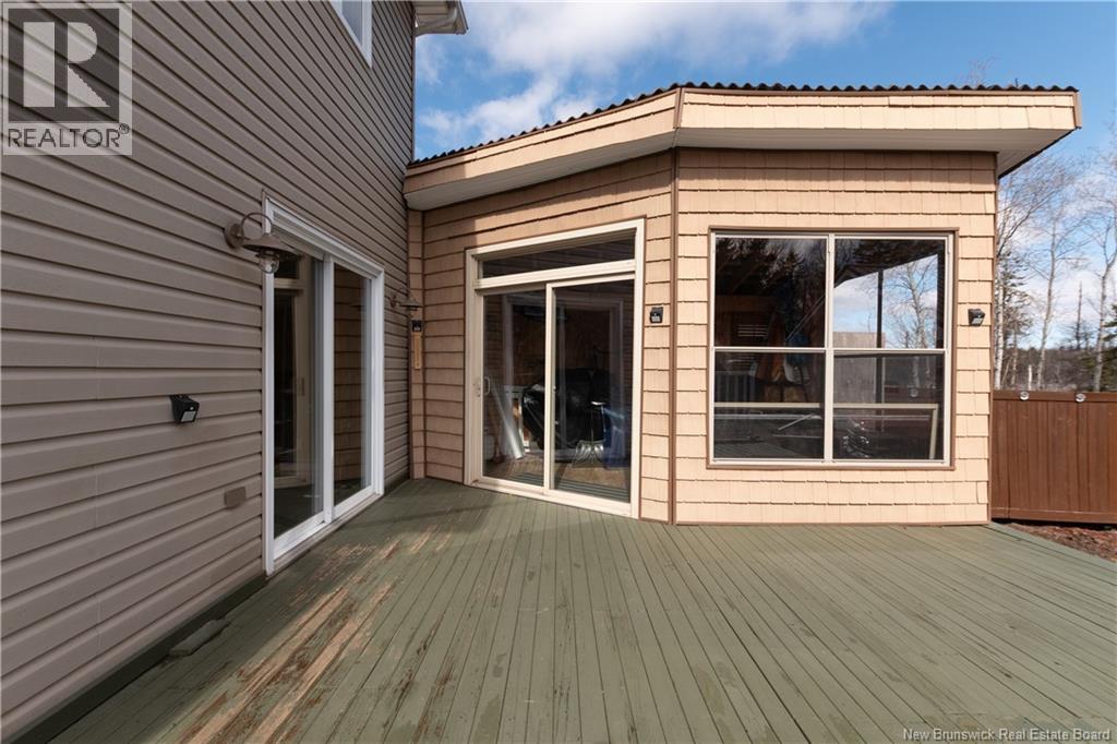 150 East Street Property Photo 36