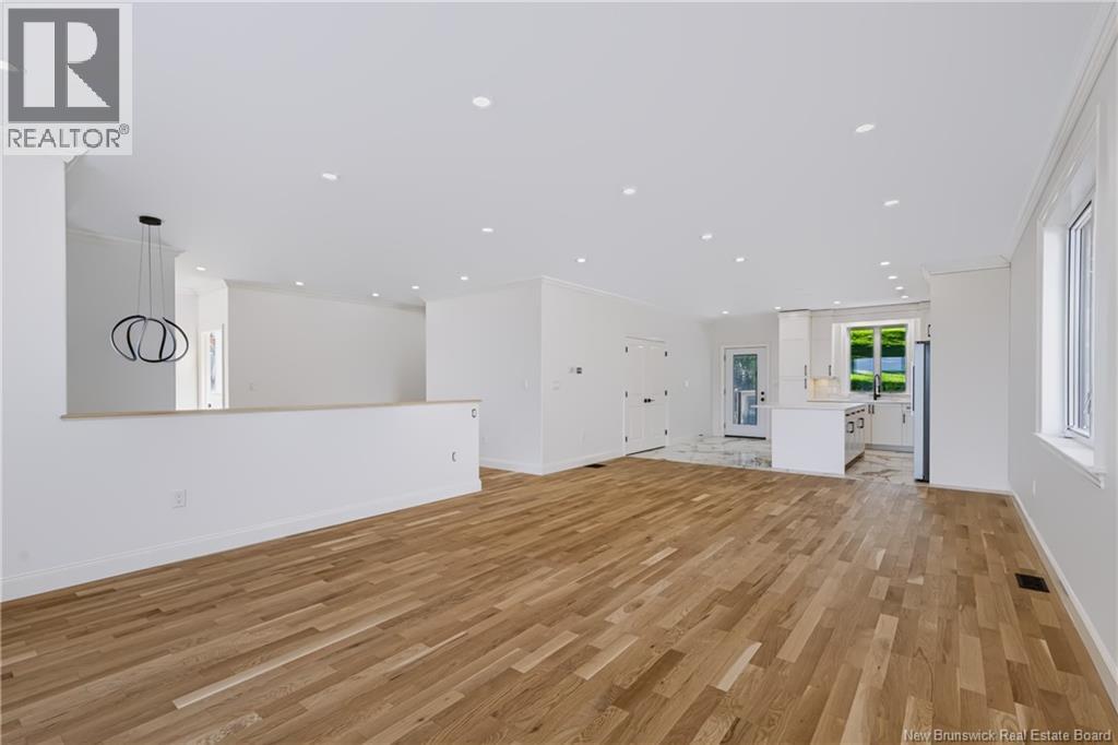 16 Mayflower Street Property Photo 11