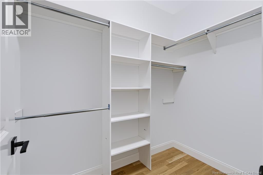 16 Mayflower Street Property Photo 18