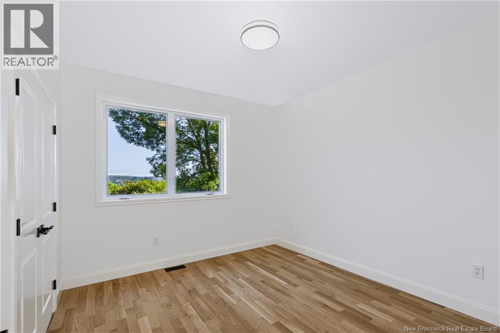 16 Mayflower Street Property Photo 21