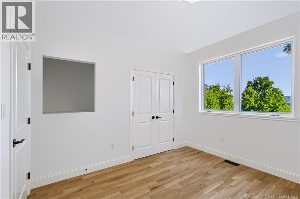 16 Mayflower Street Property Photo 22