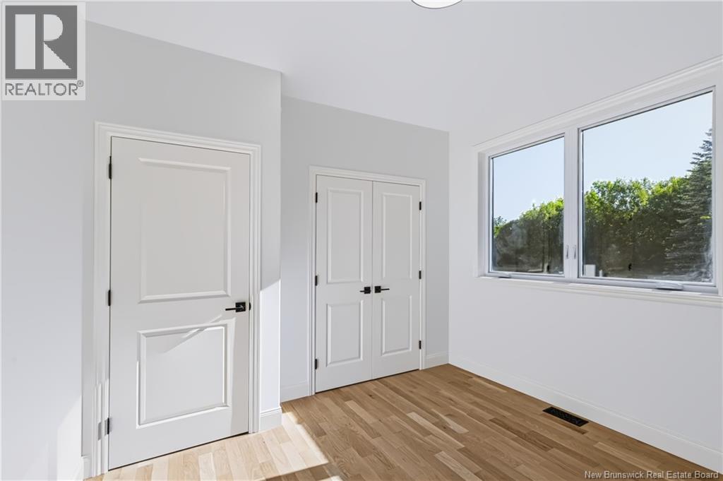 16 Mayflower Street Property Photo 23