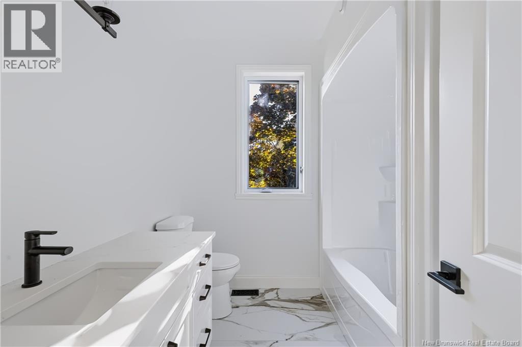 16 Mayflower Street Property Photo 25