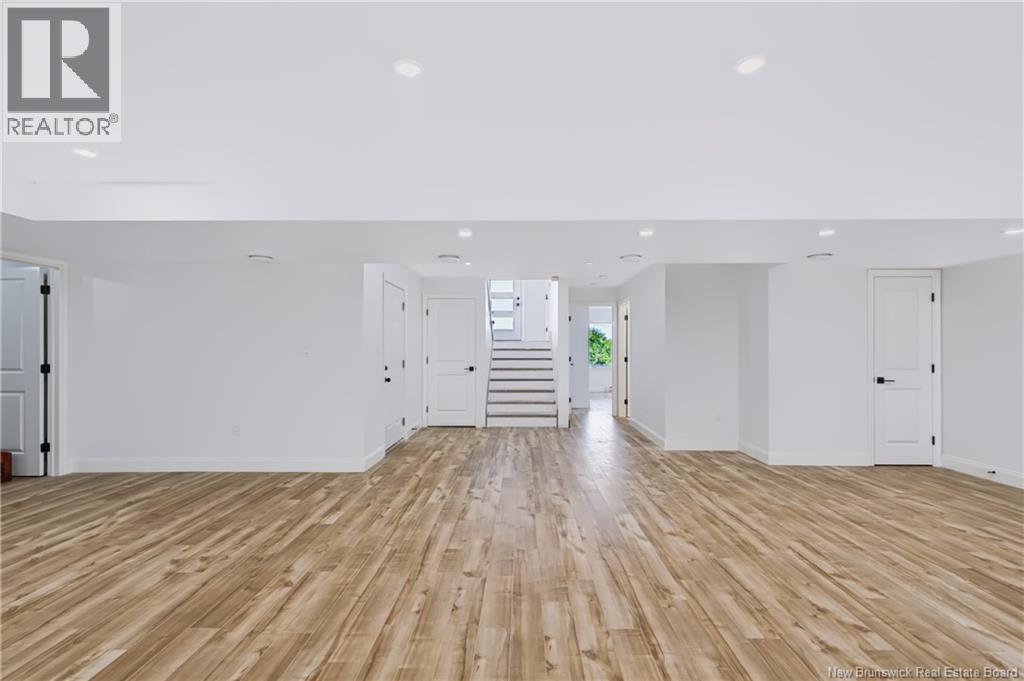 16 Mayflower Street Property Photo 27