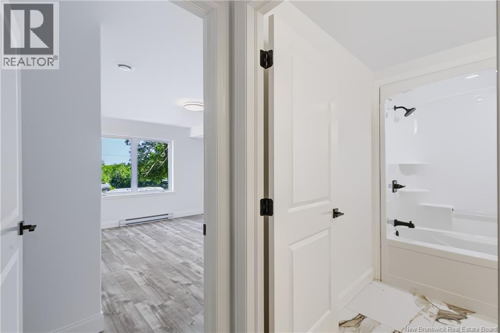 16 Mayflower Street Property Photo 30