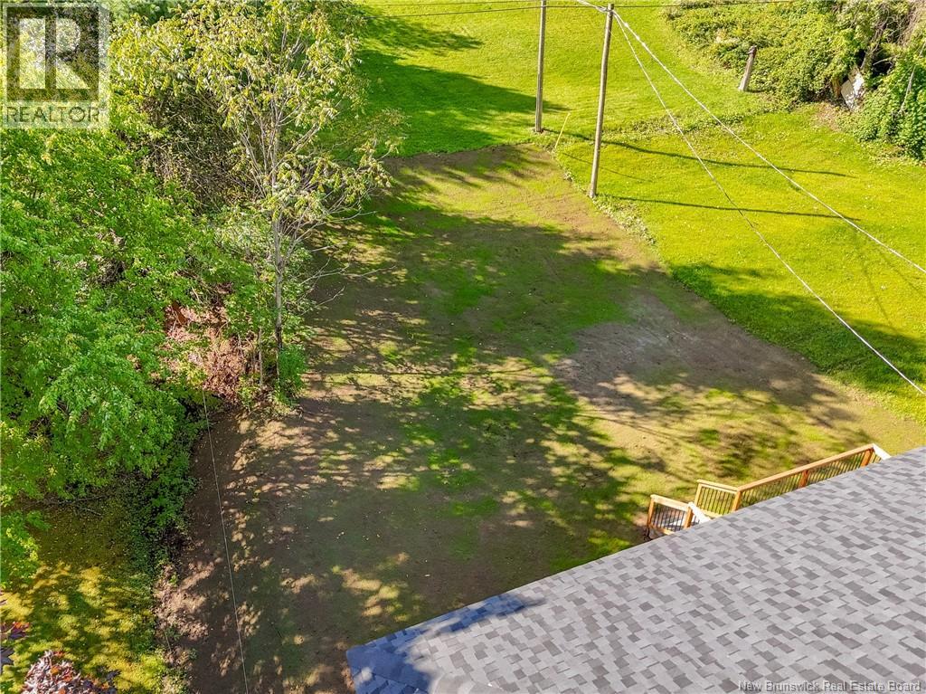 16 Mayflower Street Property Photo 36
