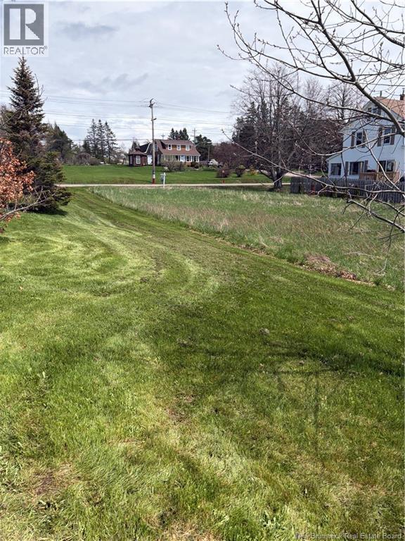 1048 Royal Property Photo 5