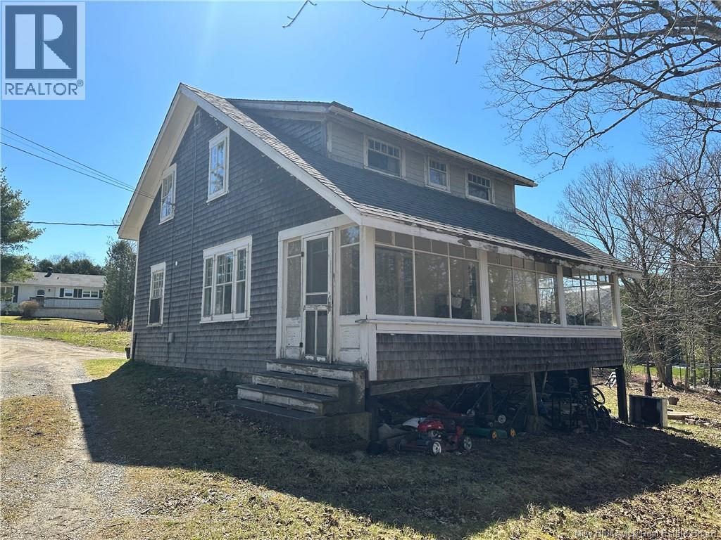 16 Clark Road Property Photo 1