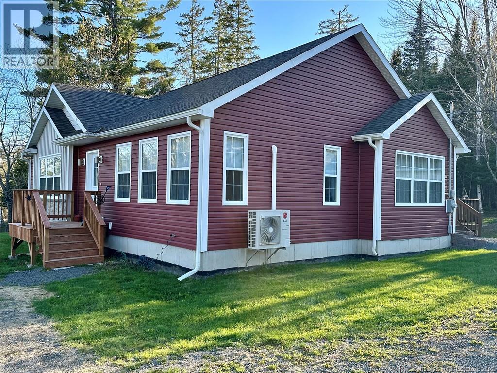 71 Hazelton Road Property Photo 2