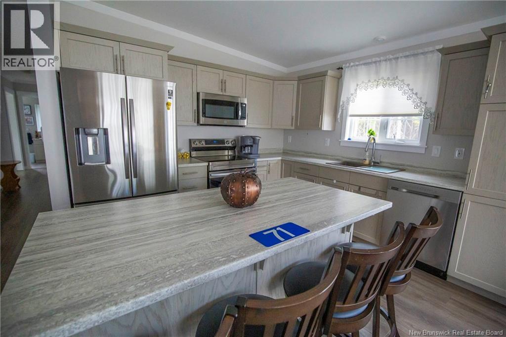 71 Hazelton Road Property Photo 12