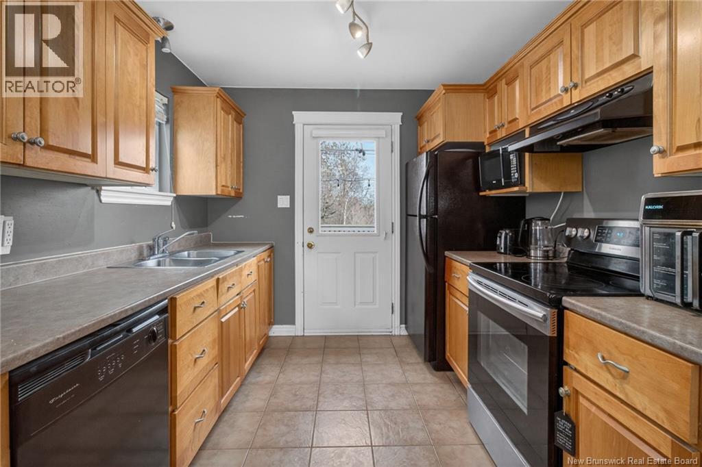 86 Lorette Street Property Photo 3